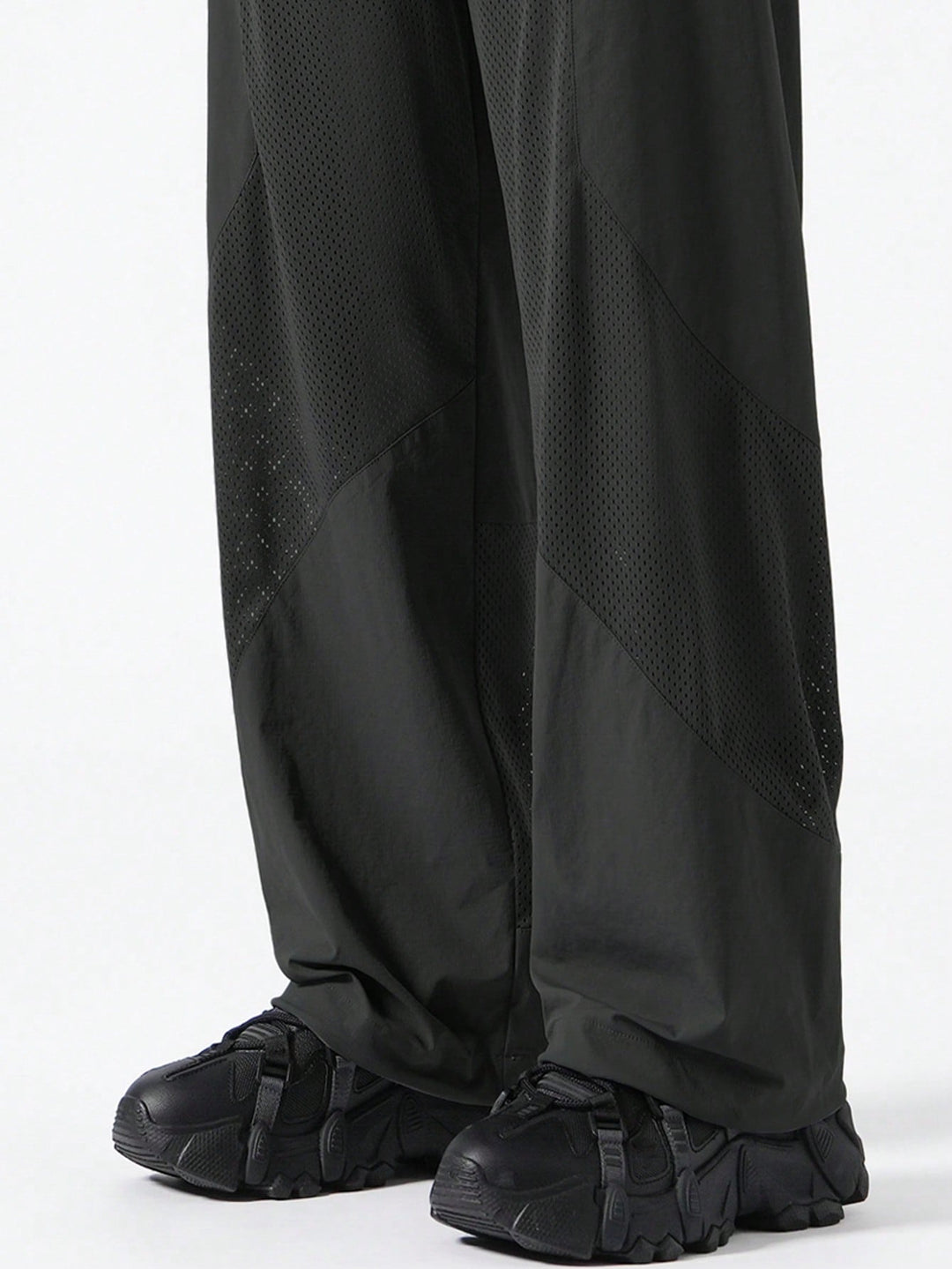 Pantaloni SHEIN, negru