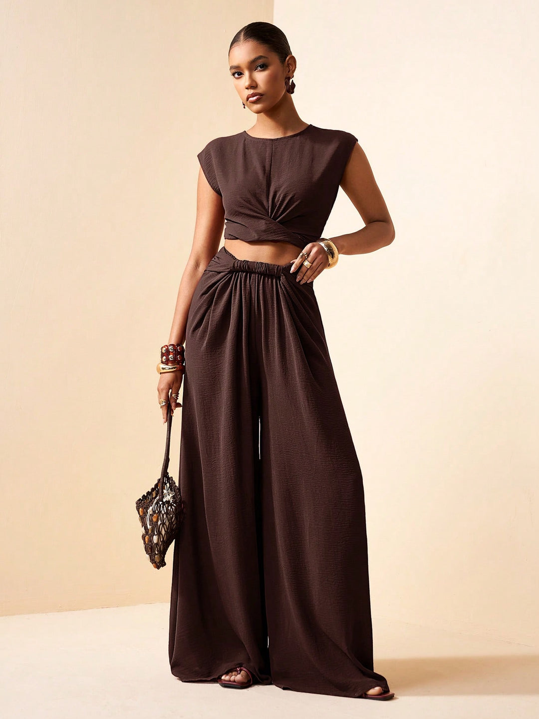 Pantaloni SHEIN, maro