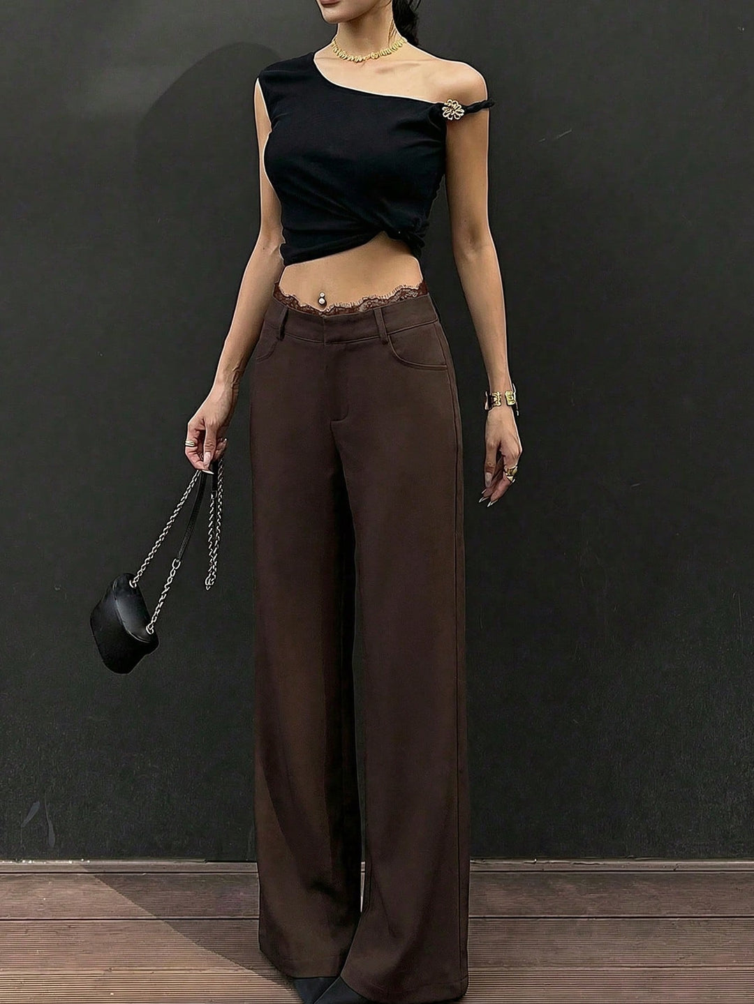 Pantalon SHEIN, maro
