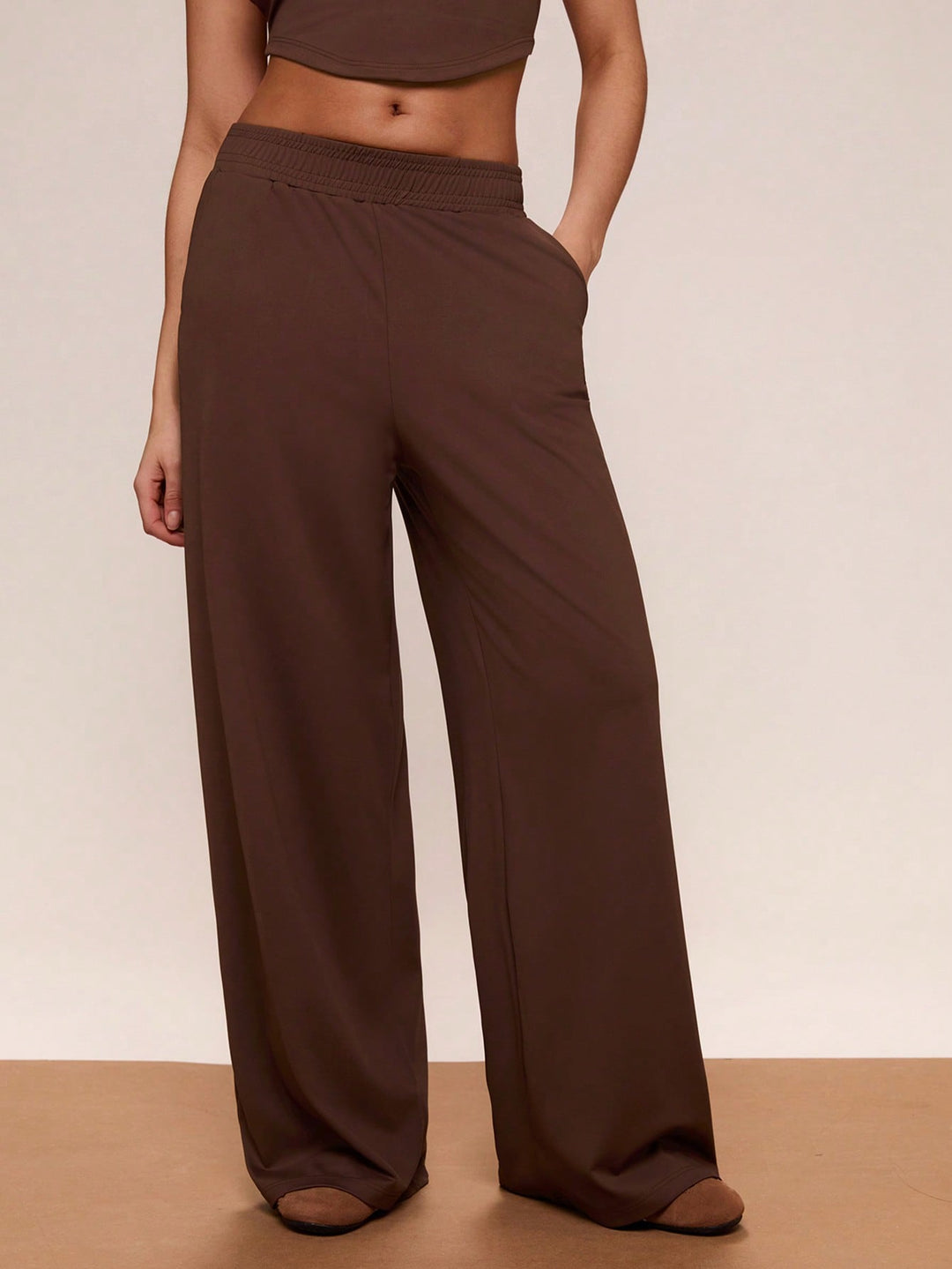 Pantaloni SHEIN, maro