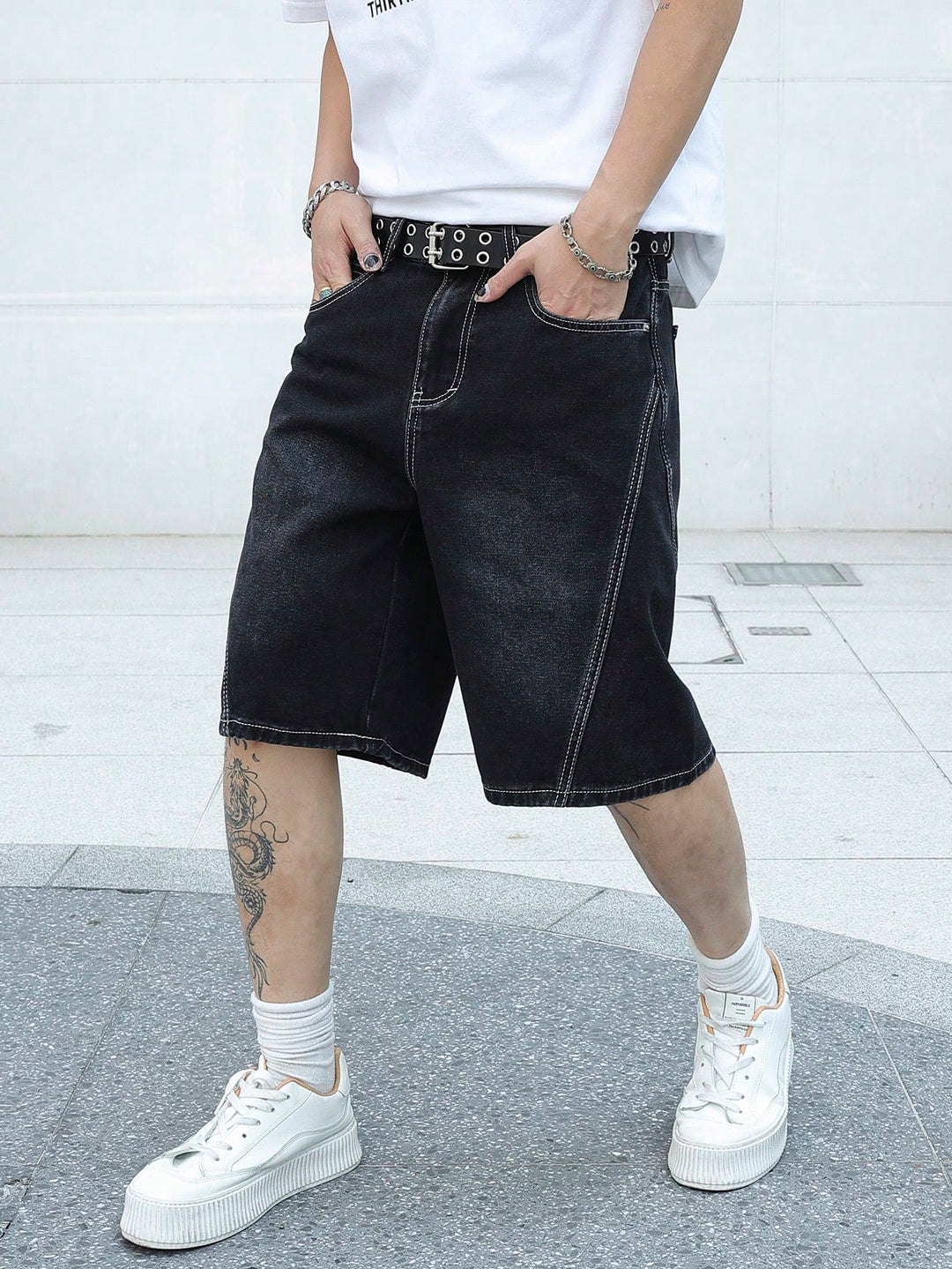 Pantaloni scurți SHEIN, negru