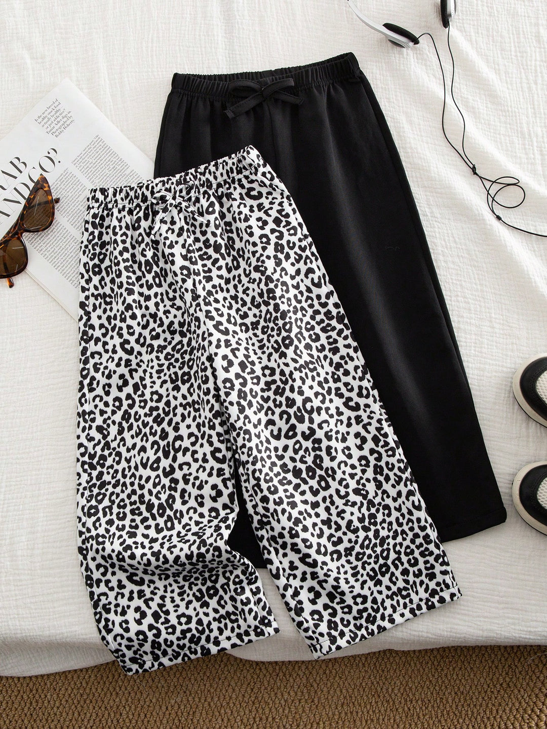 Pantaloni SHEIN, mix culori