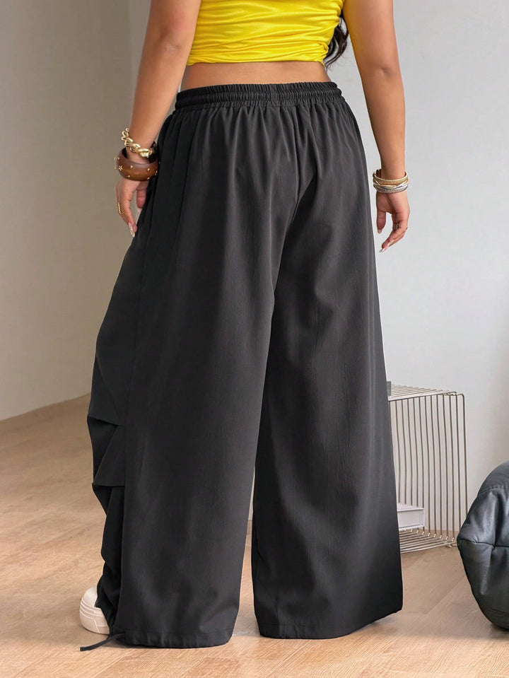 Pantaloni SHEIN, negru