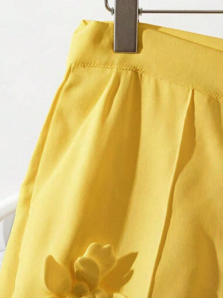 Pantaloni SHEIN, galben