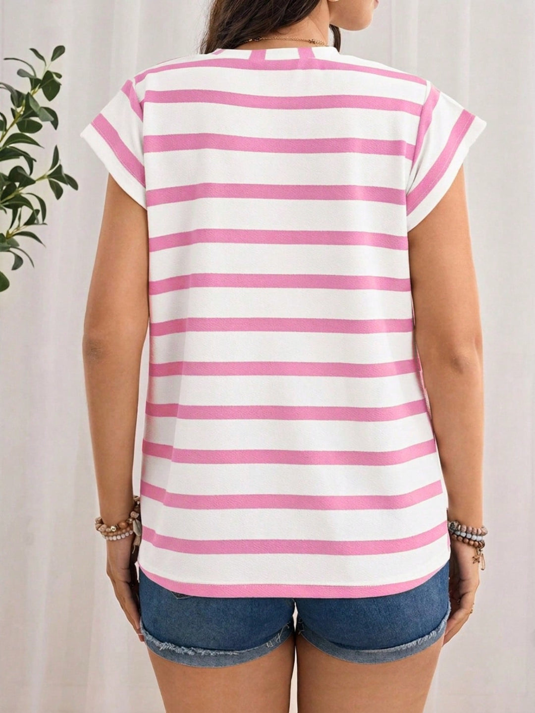 Tricou SHEIN, roz