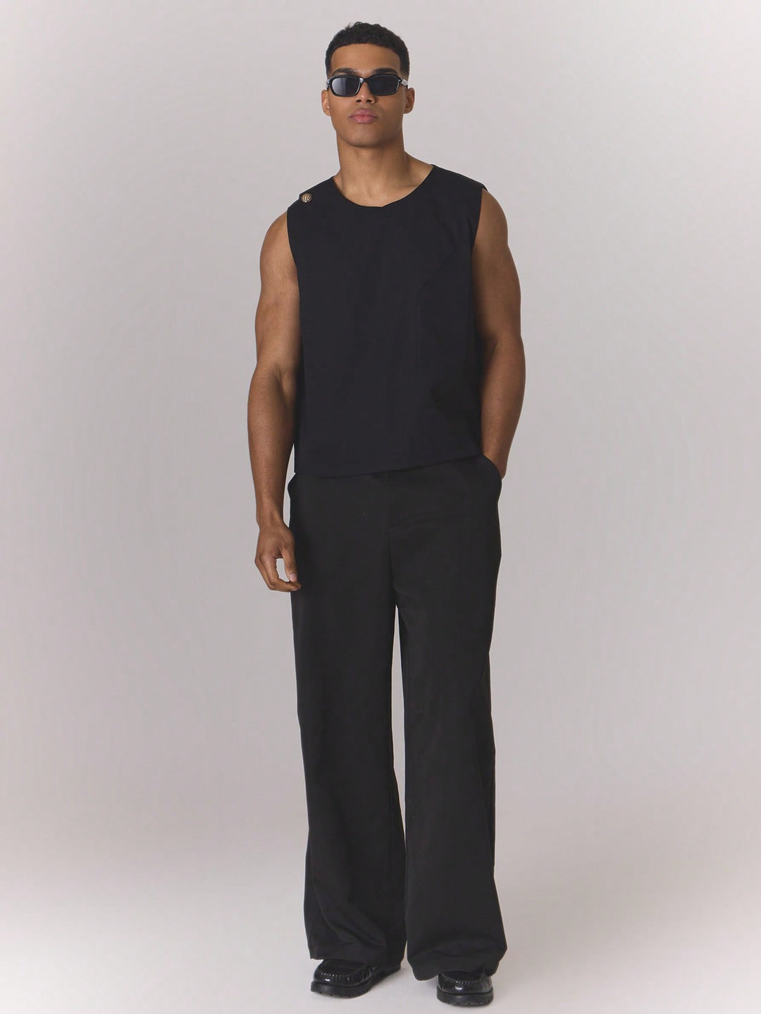 Pantaloni SHEIN, negru