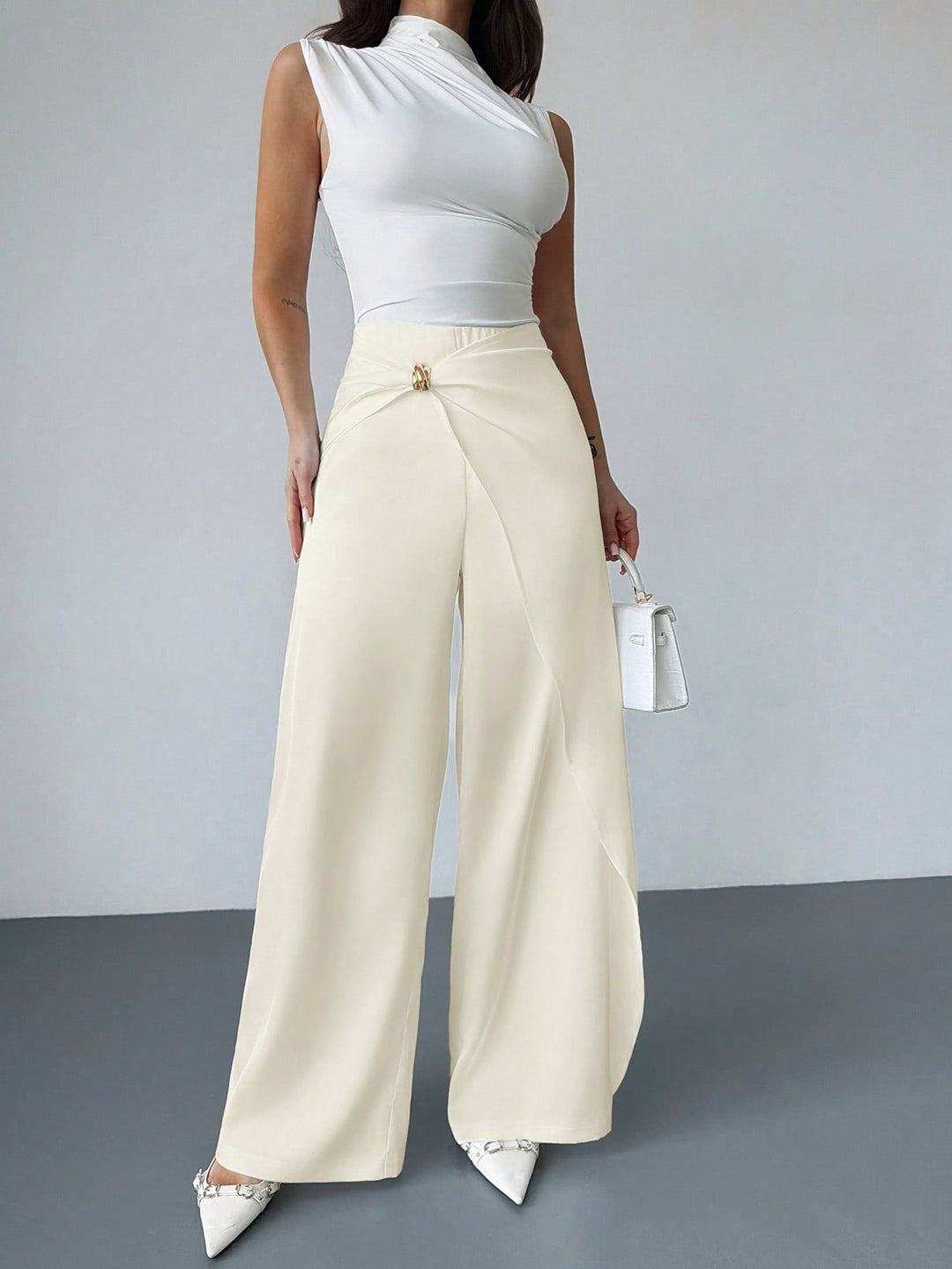 Pantaloni SHEIN, bej