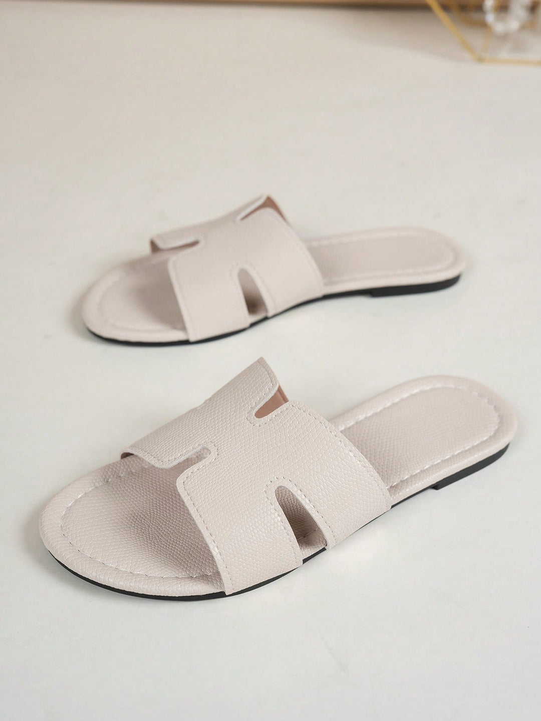 Sandale SHEIN, bej