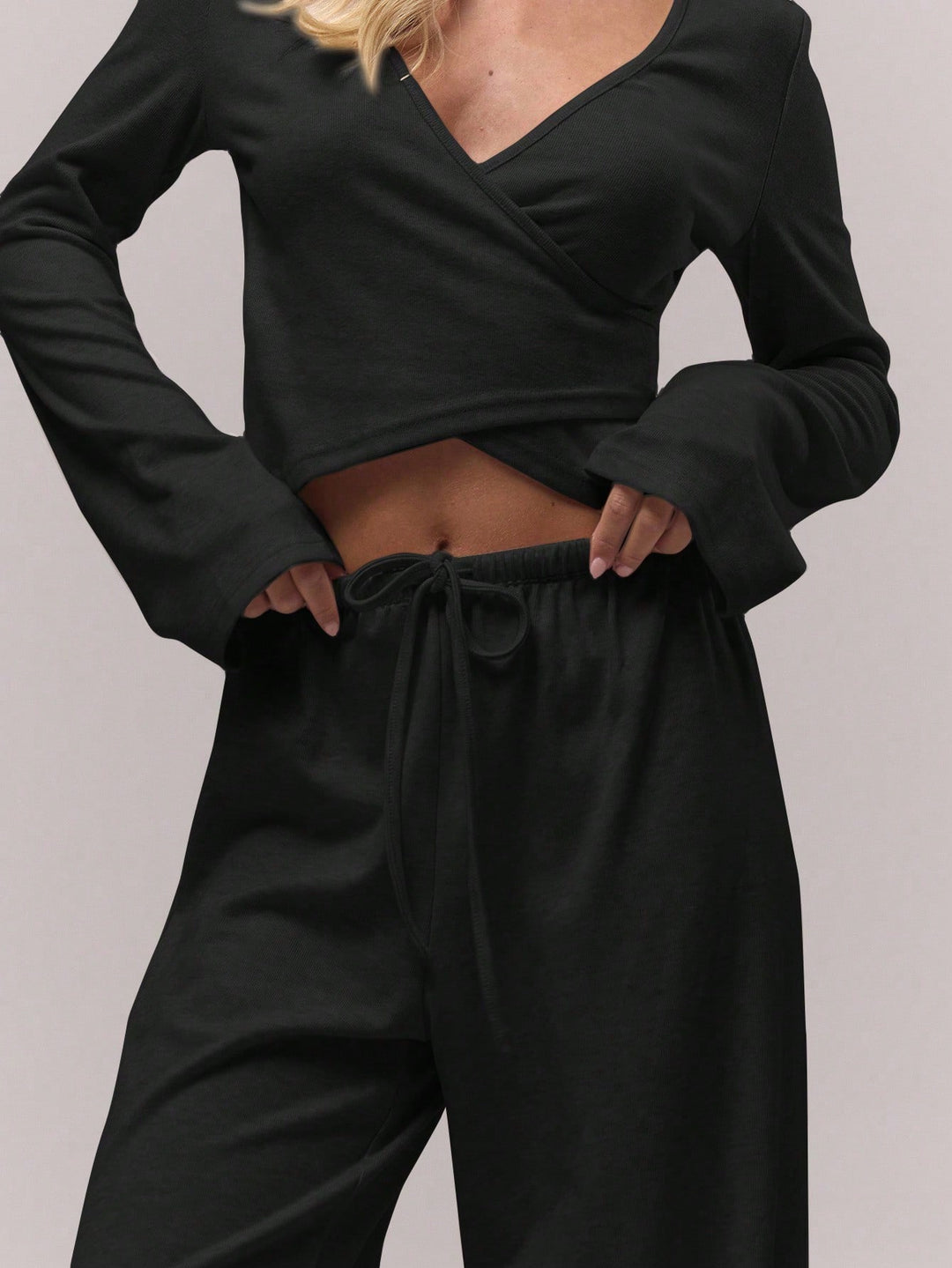 Pantaloni SHEIN, negru