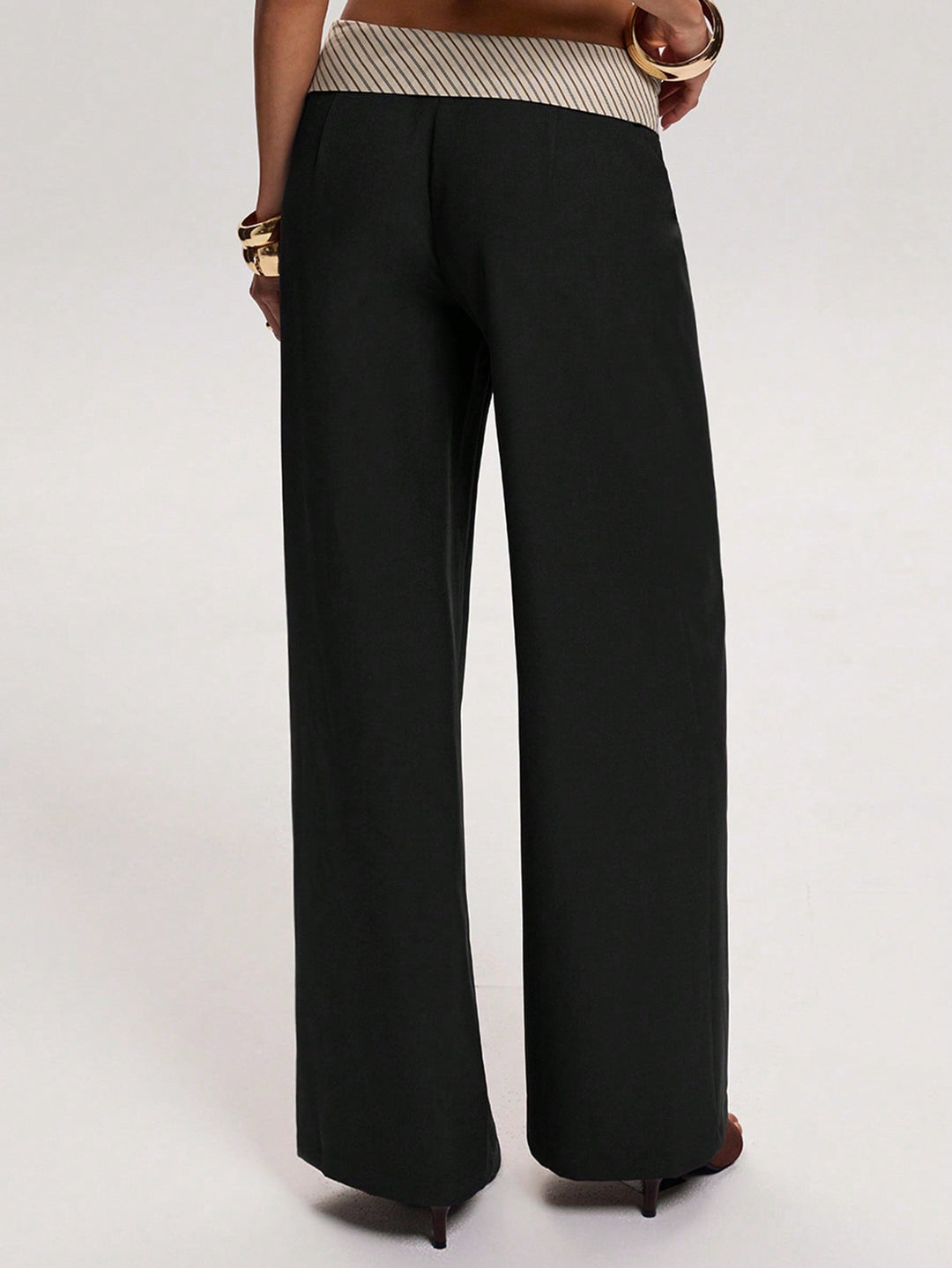 Pantaloni SHEIN, negru