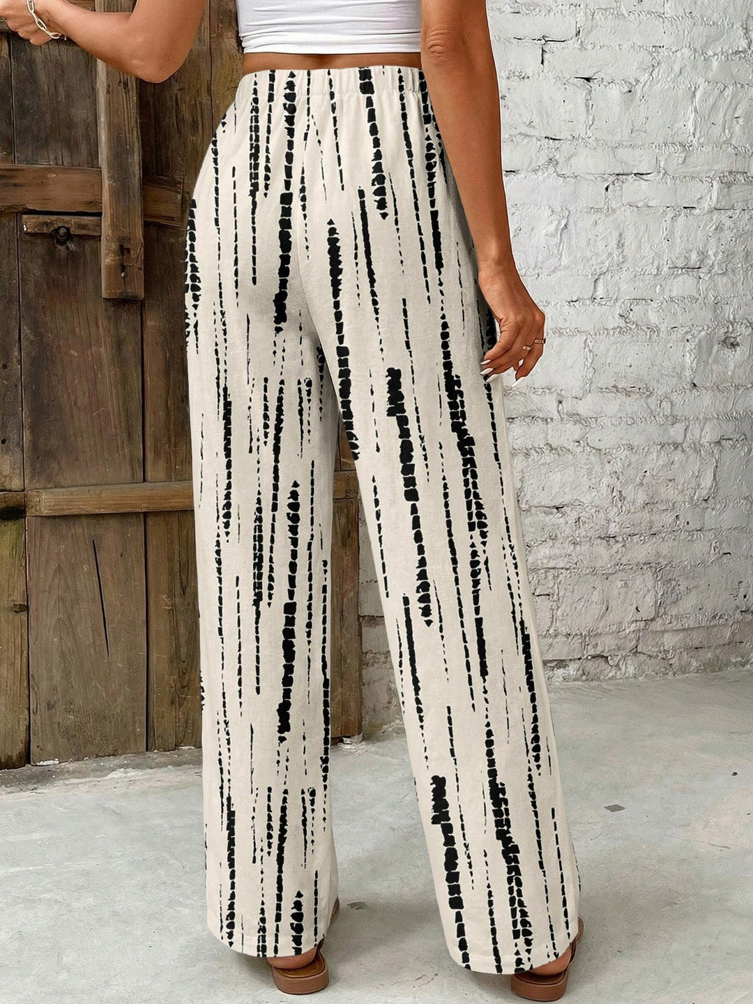 Pantaloni SHEIN, mix culori