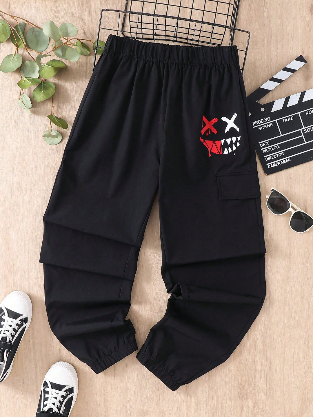 Pantaloni SHEIN, negru