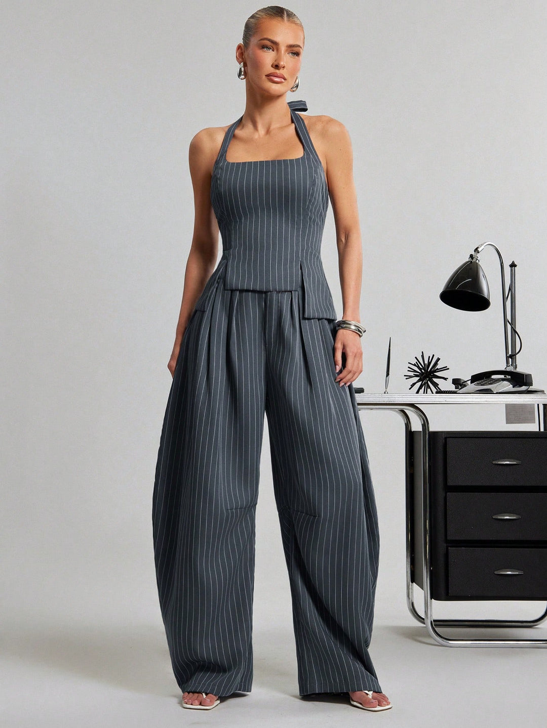 Pantaloni SHEIN, gri
