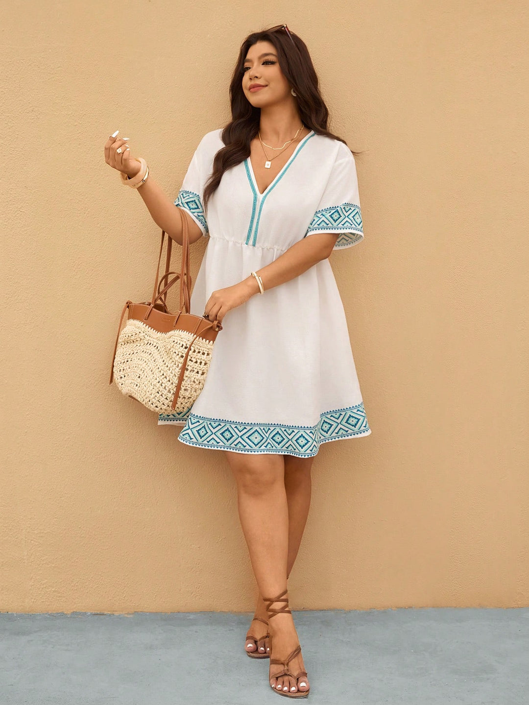 Rochie SHEIN, bej