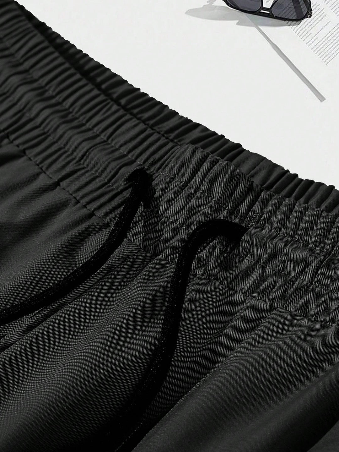 Pantaloni scurți SHEIN, negru