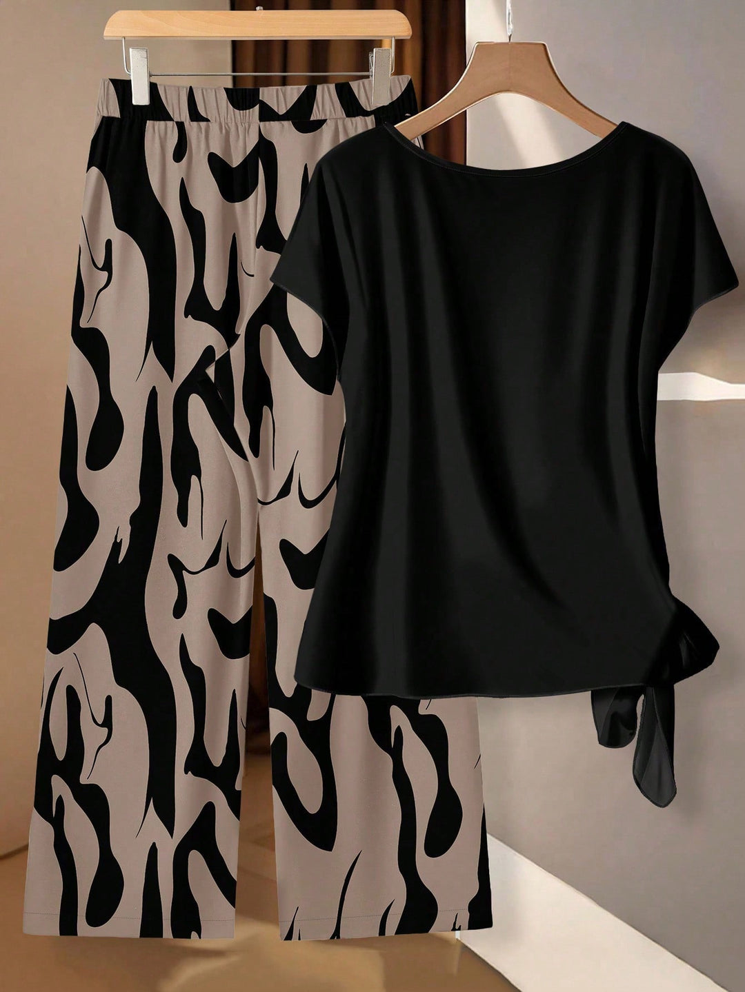 Compleu SHEIN, mix culori