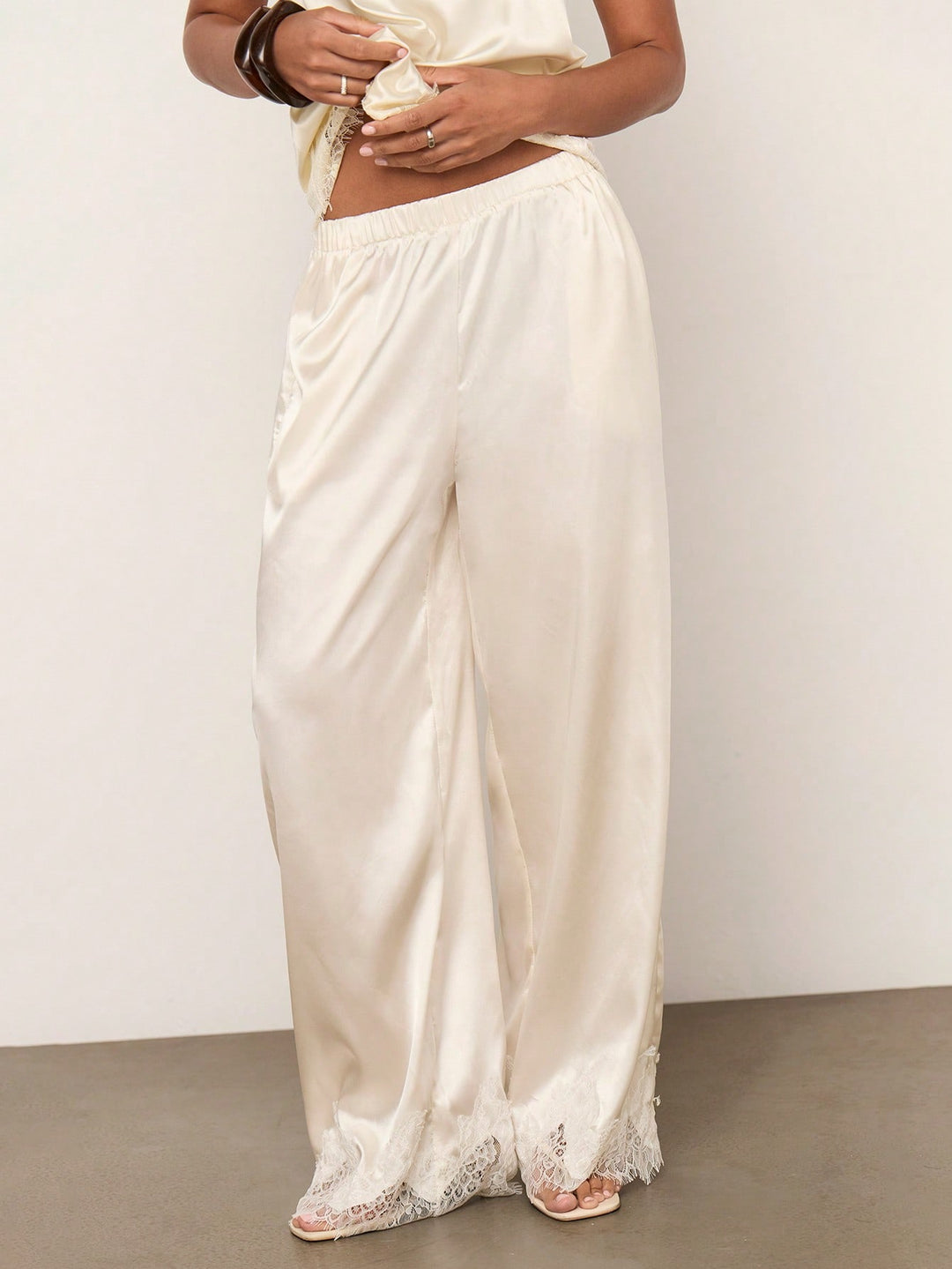 Pantaloni SHEIN, bej