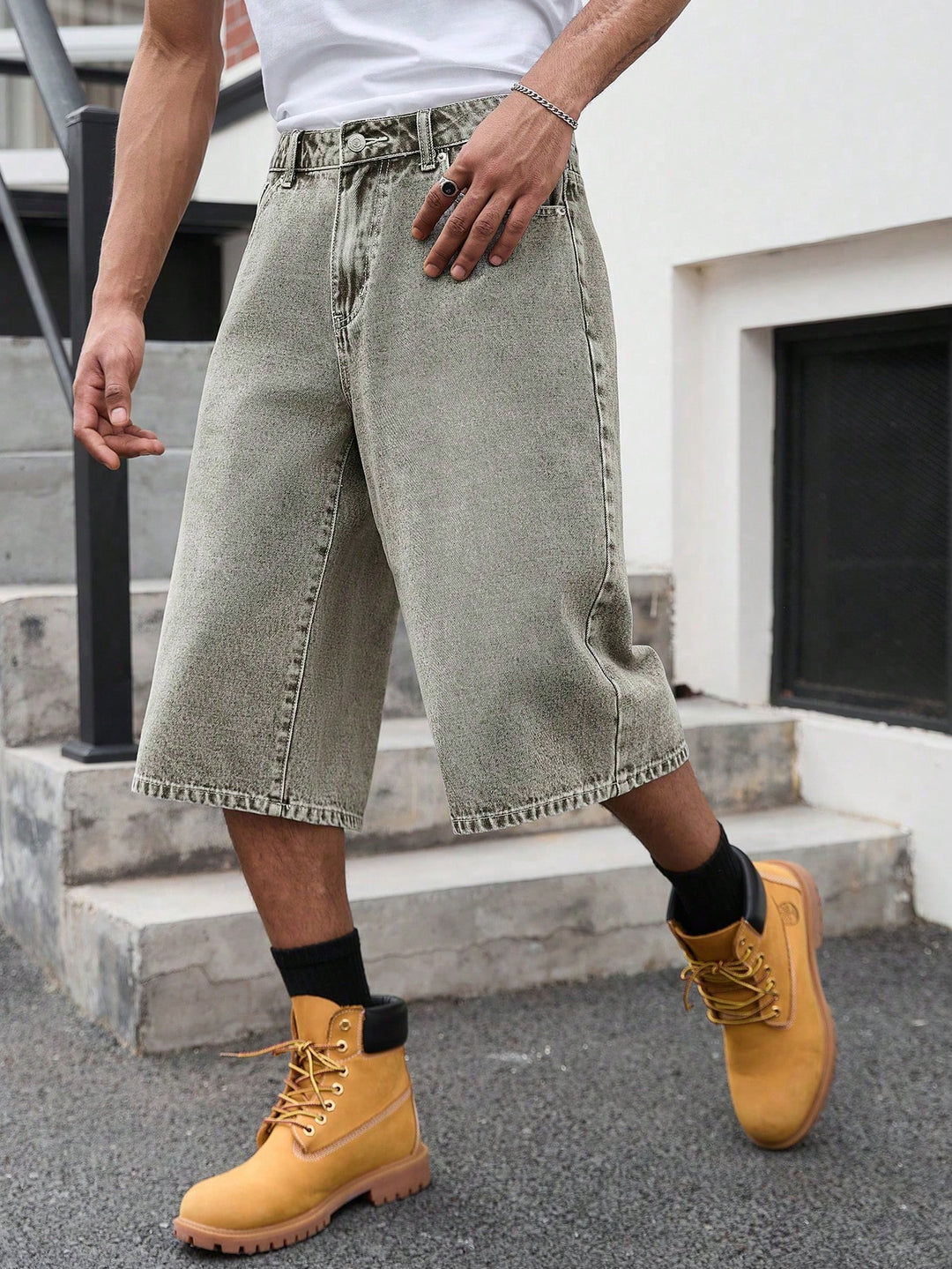 Pantaloni scurți SHEIN, maro