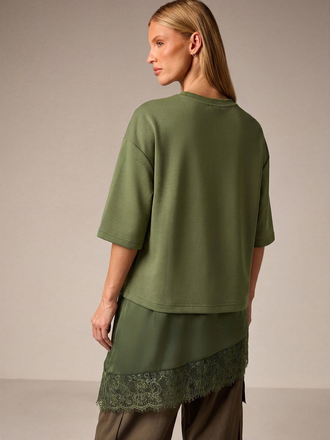 Tricou SHEIN, kaki