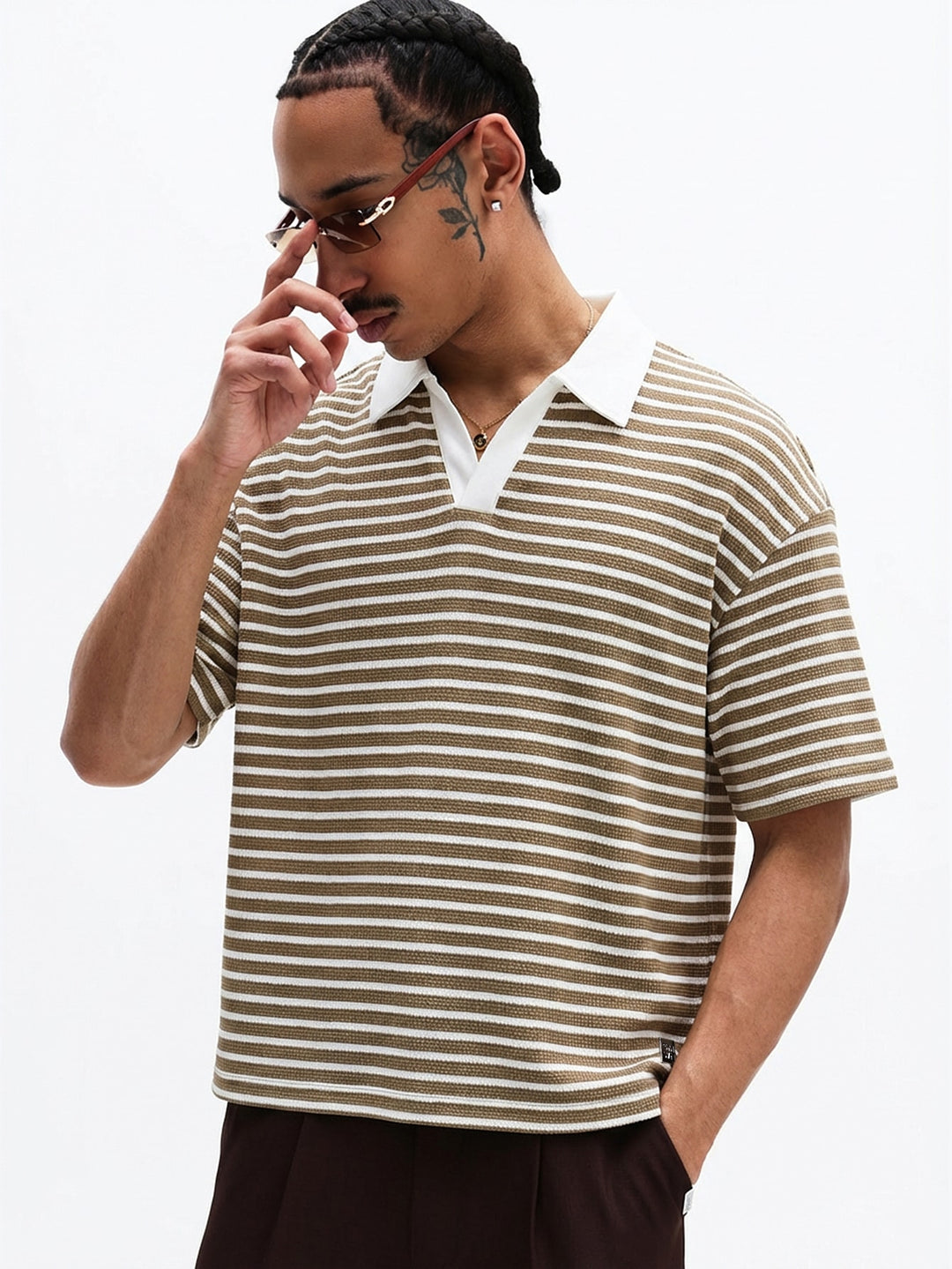Tricou SHEIN, maro