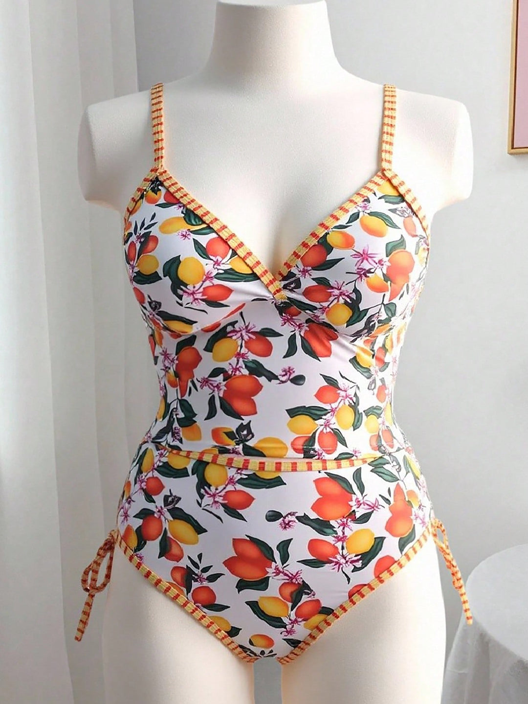 Costum de baie SHEIN, mix culori