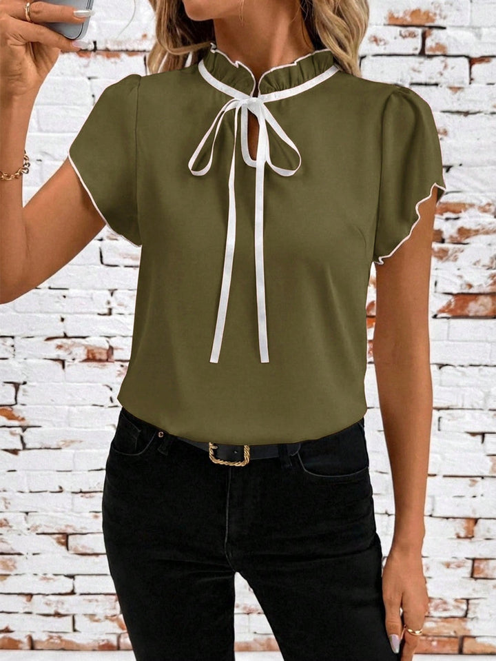 Tricou SHEIN, kaki