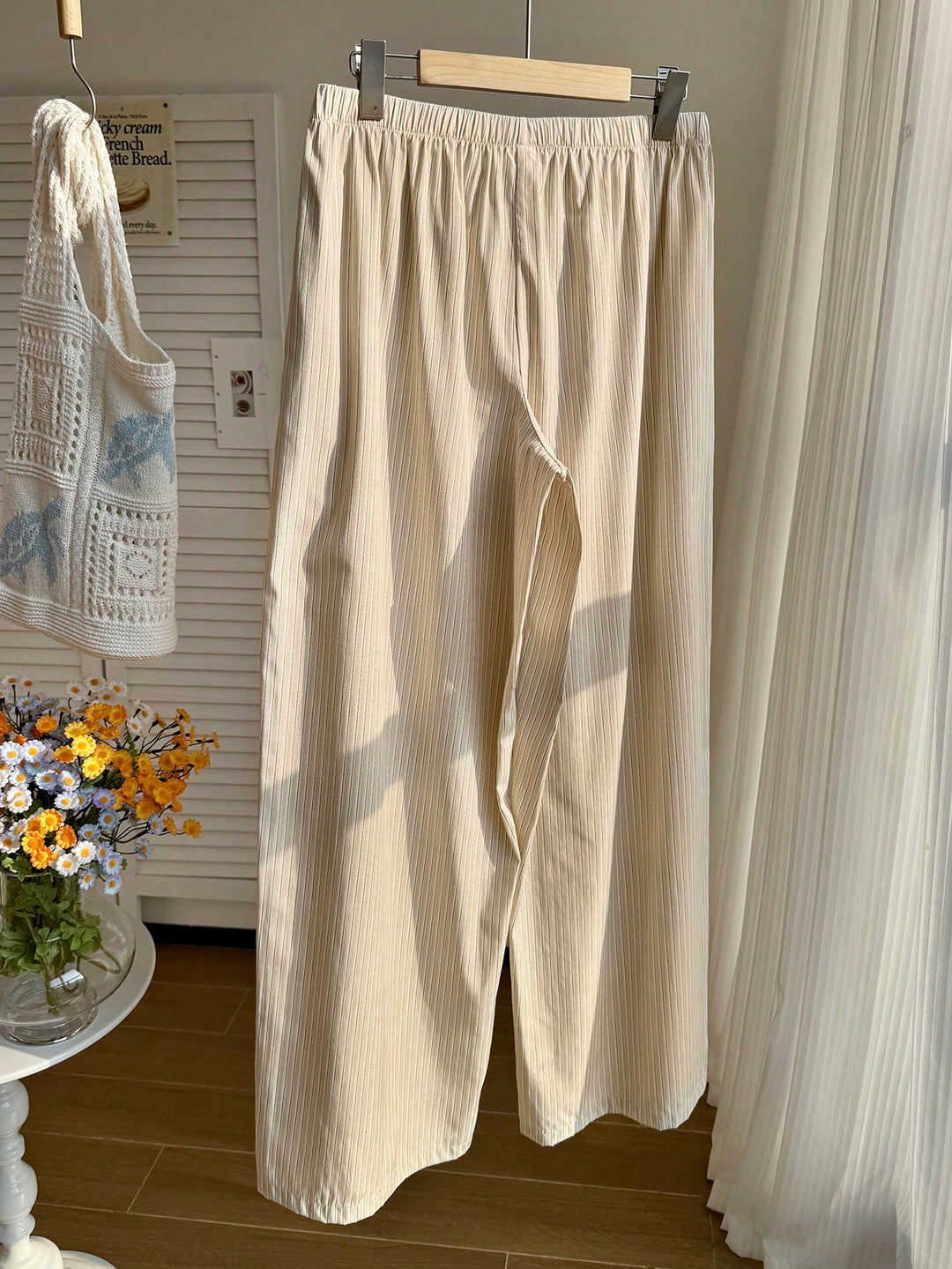 Pantaloni SHEIN, mix culori
