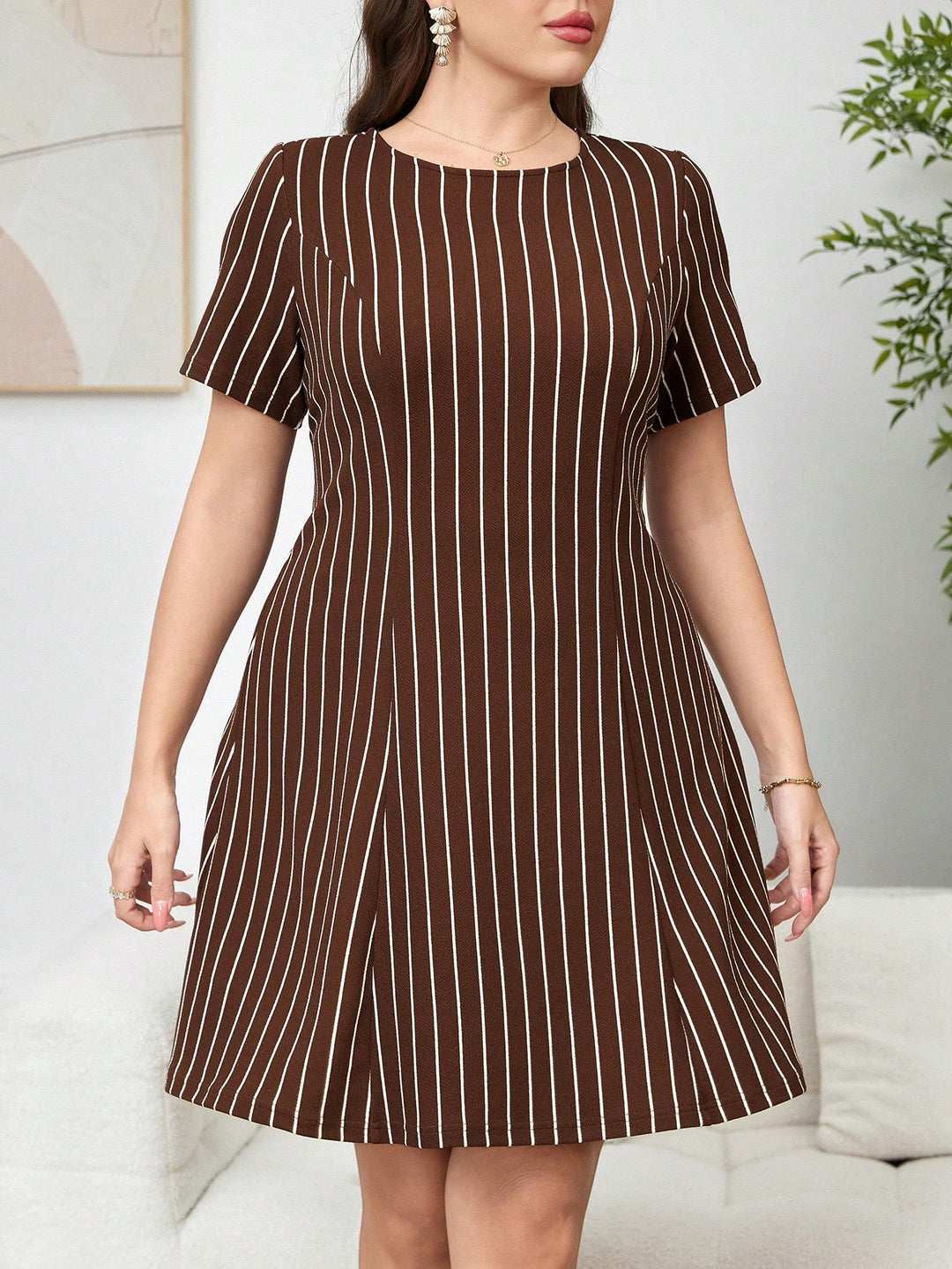 Rochie SHEIN, maro