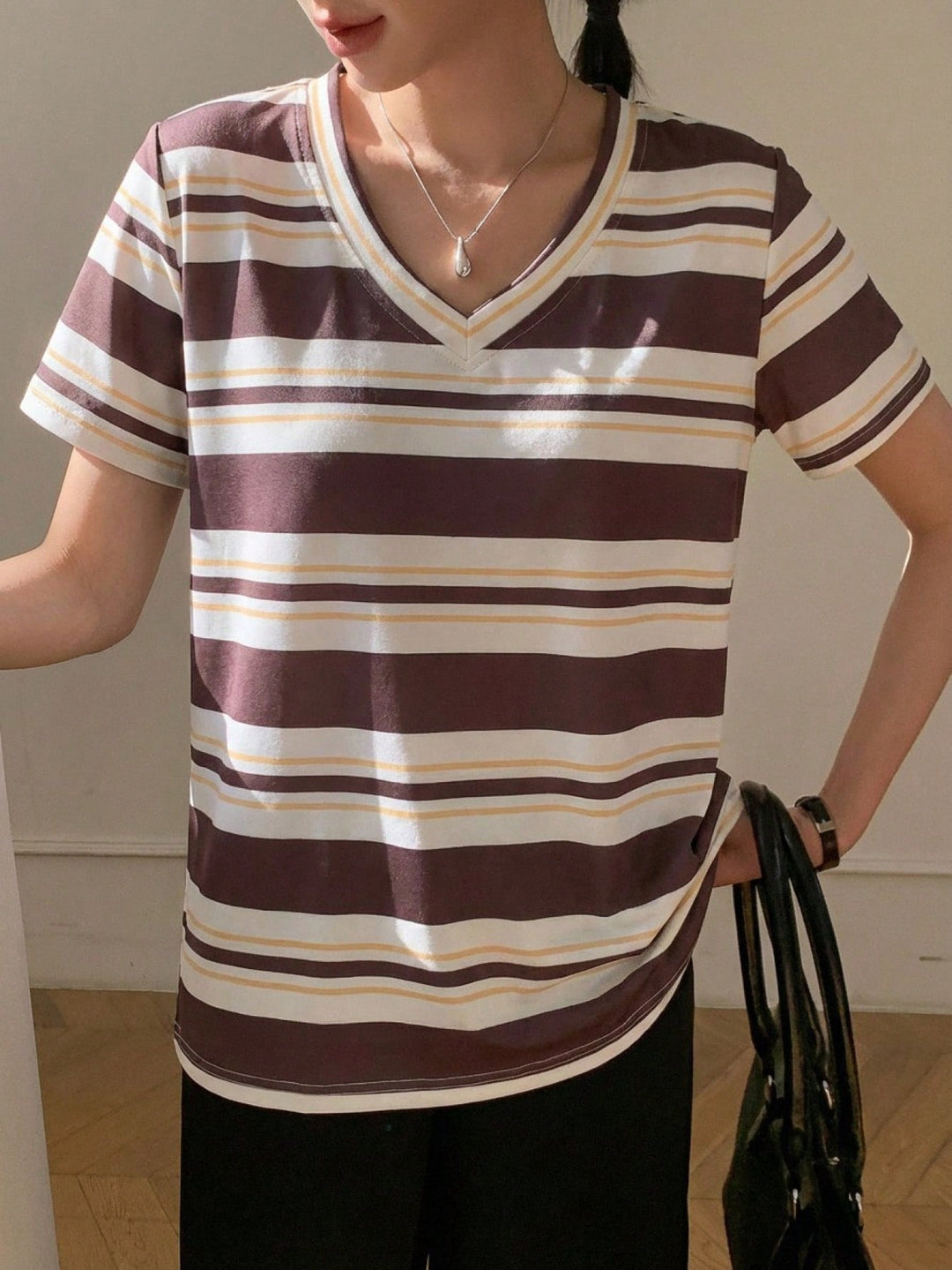 Tricou SHEIN, maro