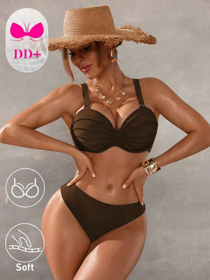 Set bikini SHEIN, maro