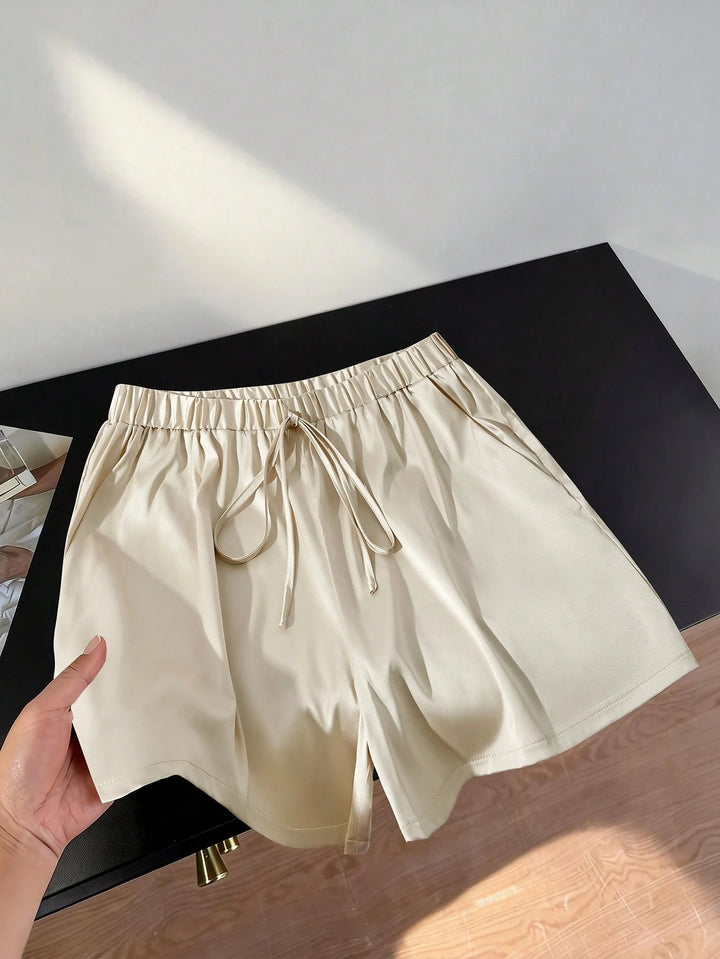 Pantaloni scurți SHEIN, bej