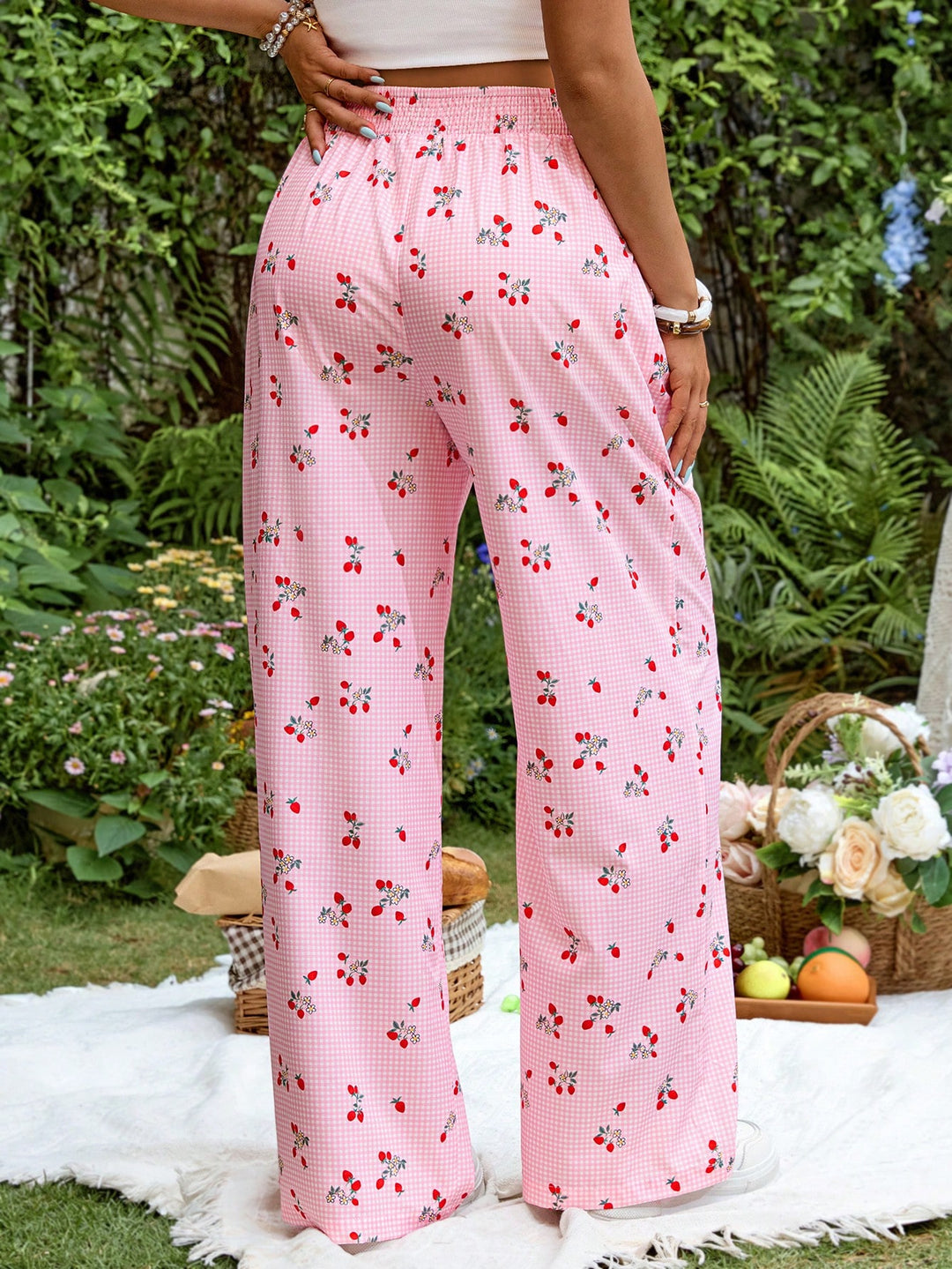Pantaloni SHEIN, roz