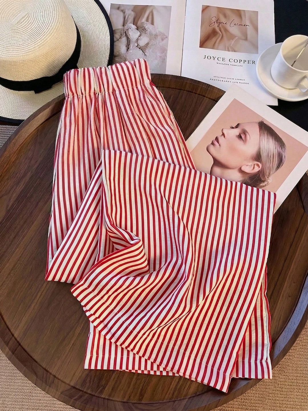 Pantaloni SHEIN, mix culori