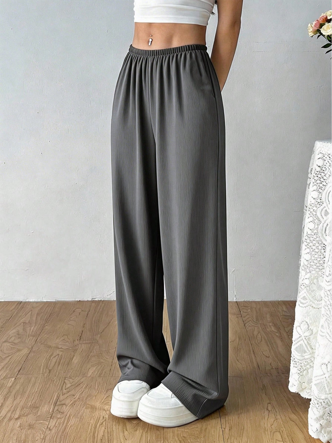 Pantaloni SHEIN, gri