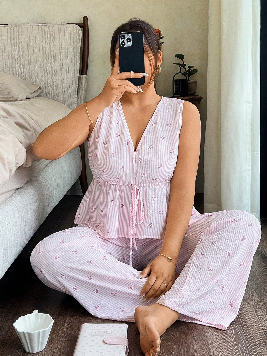 Set pijamale SHEIN, roz