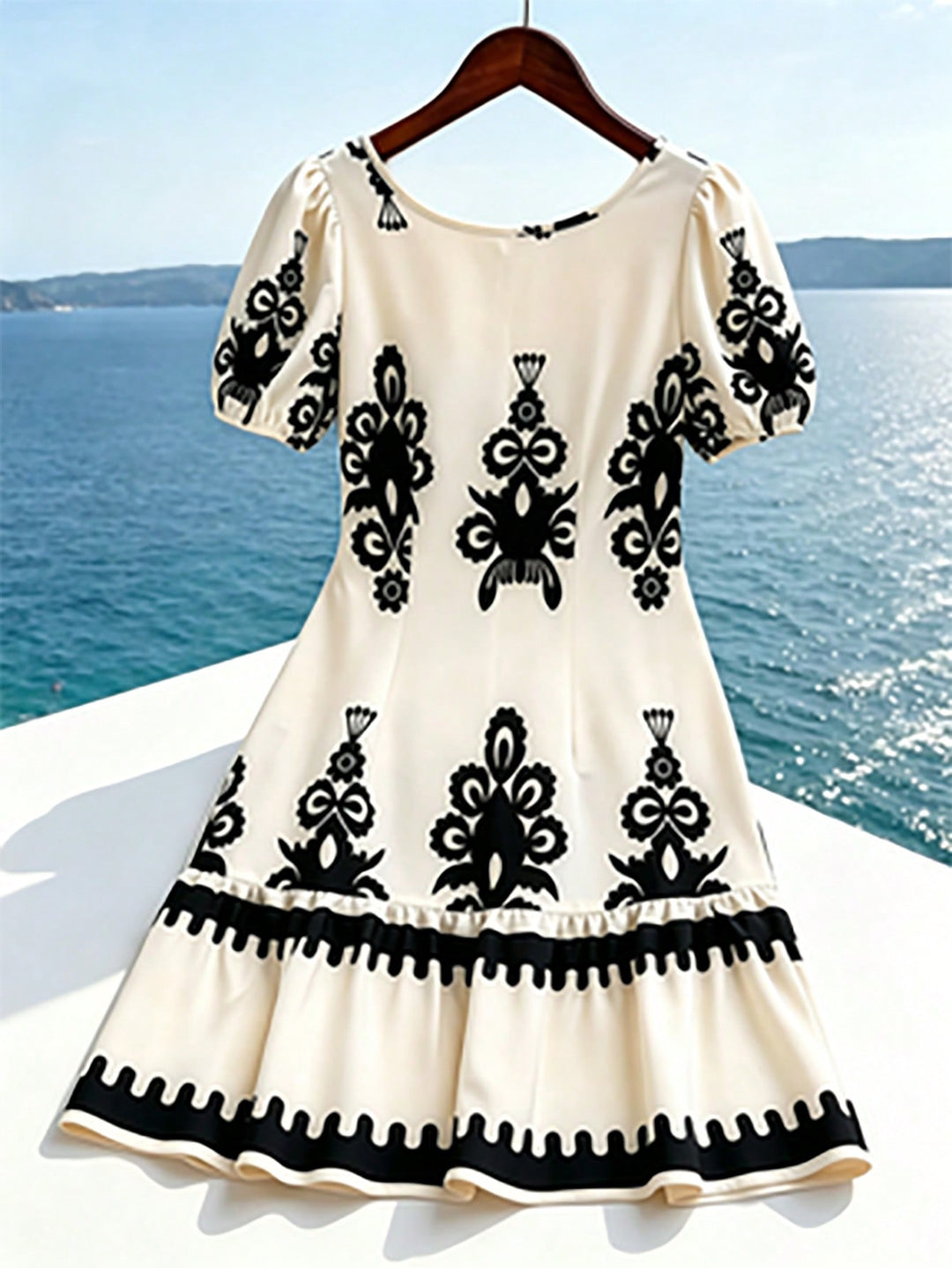 Rochie scurtă SHEIN, bej