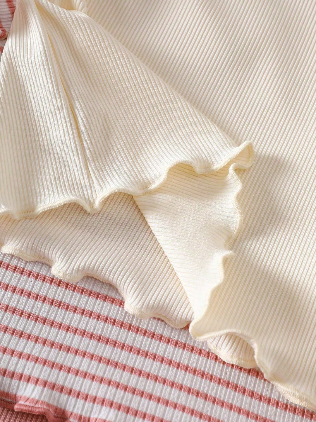 Set tricou SHEIN, mix culori