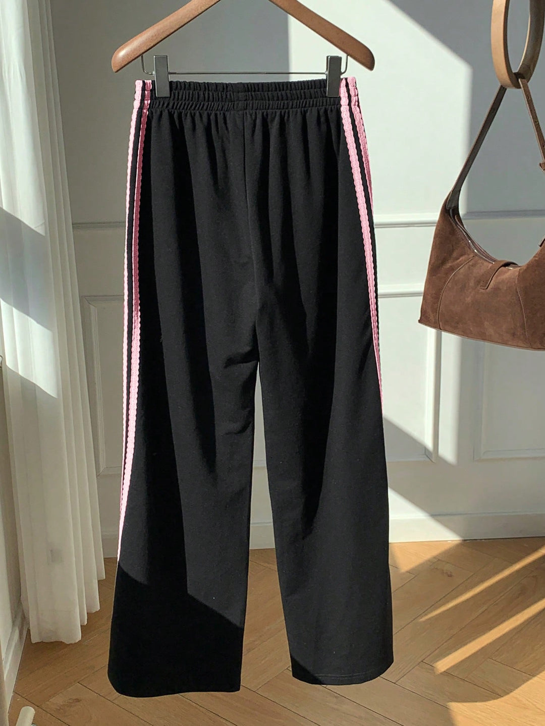 Pantaloni SHEIN, negru