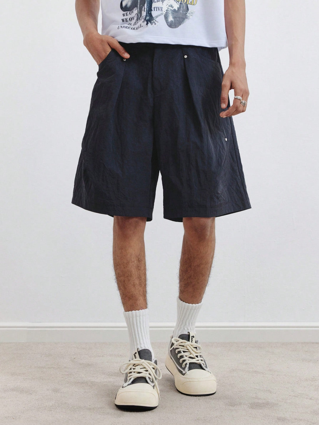 Pantaloni scurți SHEIN, negru