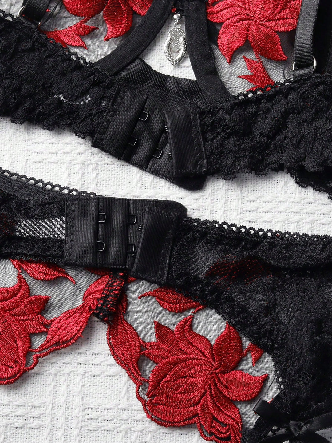 Set lenjerie intima SHEIN, negru