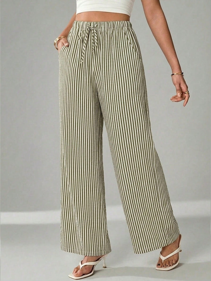 Pantaloni SHEIN, verde