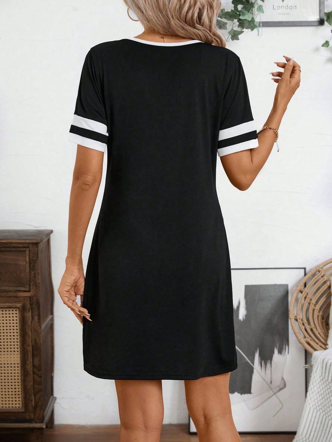 Rochie scurtă SHEIN, negru
