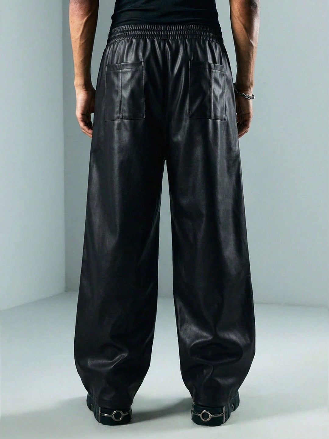 Pantalon SHEIN, negru