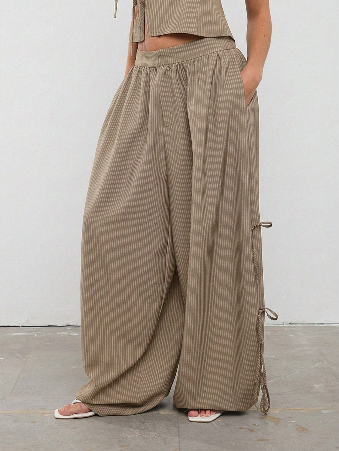 Pantaloni SHEIN, bej