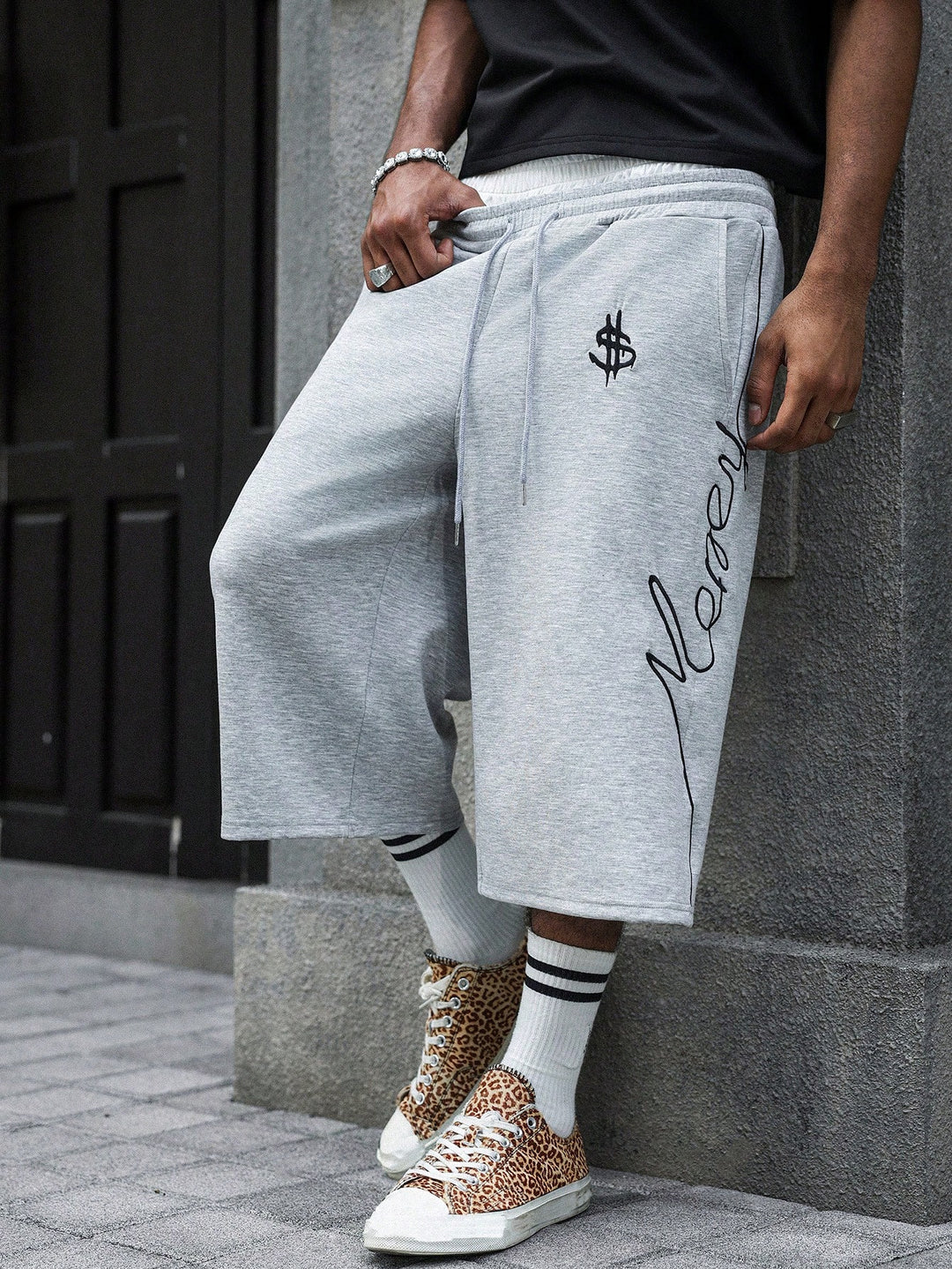 Pantaloni SHEIN, gri