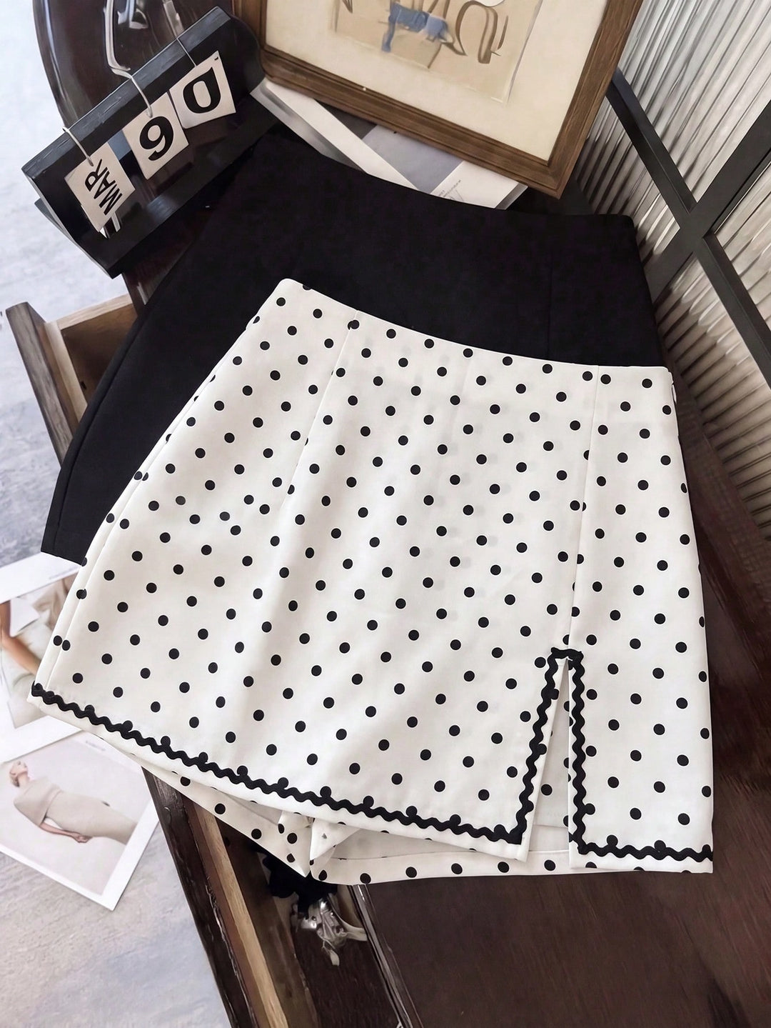 Pantaloni scurți SHEIN, negru