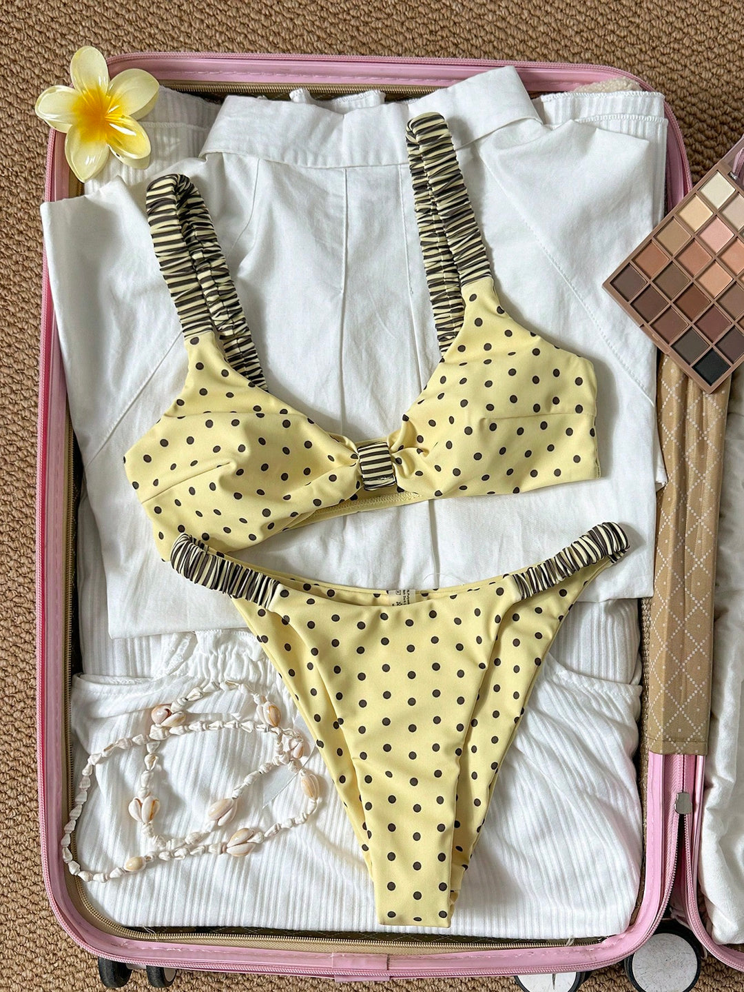 Set bikini SHEIN, galben