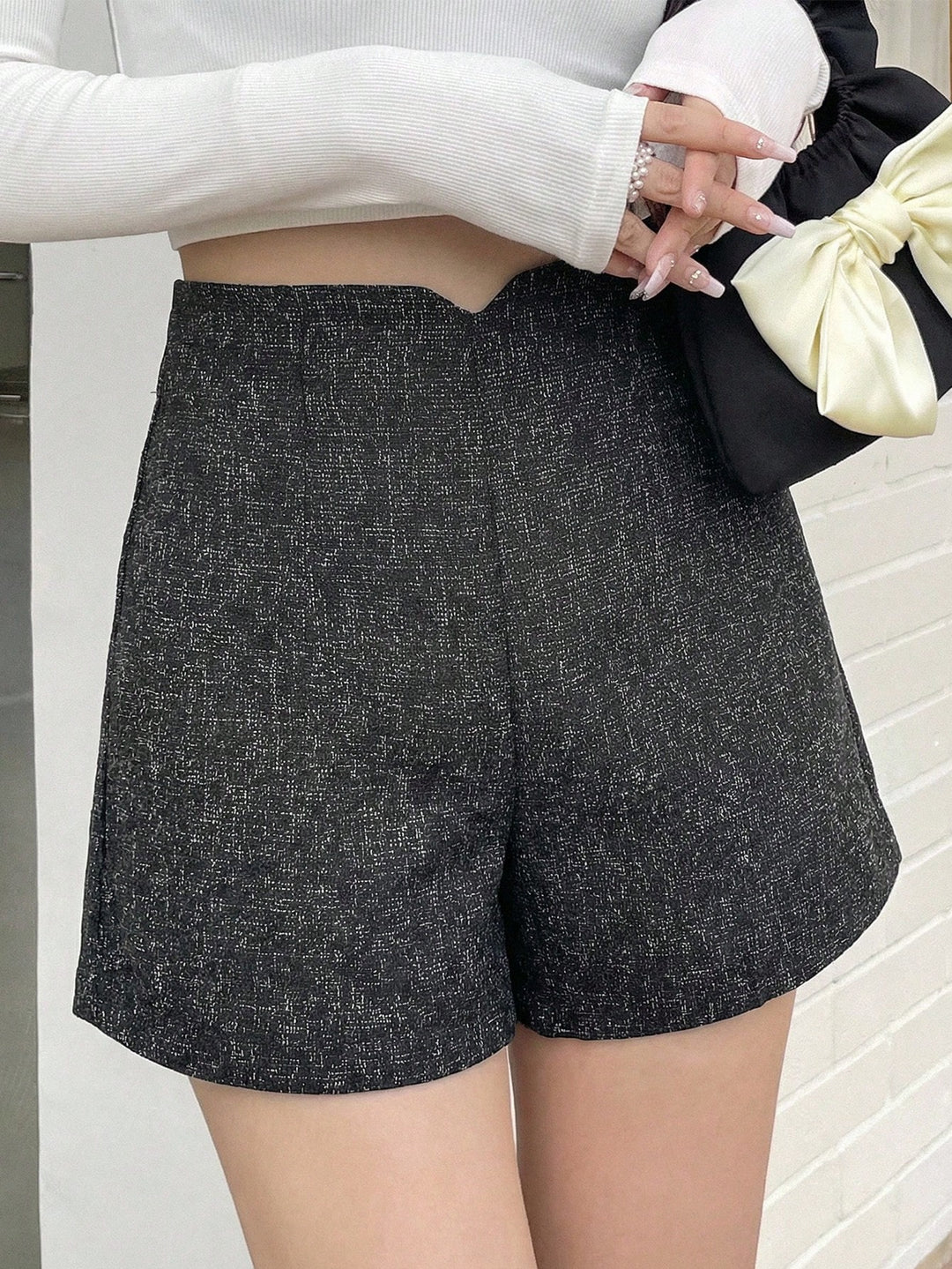 Pantaloni scurți SHEIN, negru