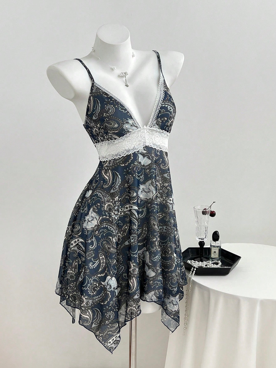 Rochie scurtă SHEIN