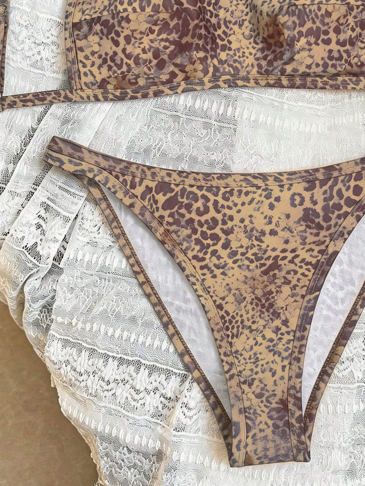Set bikini de baie SHEIN, roz
